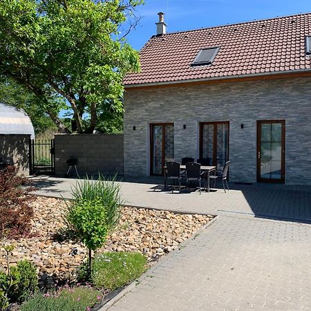 Apartmany U Orecha Boretice Bagian luar foto