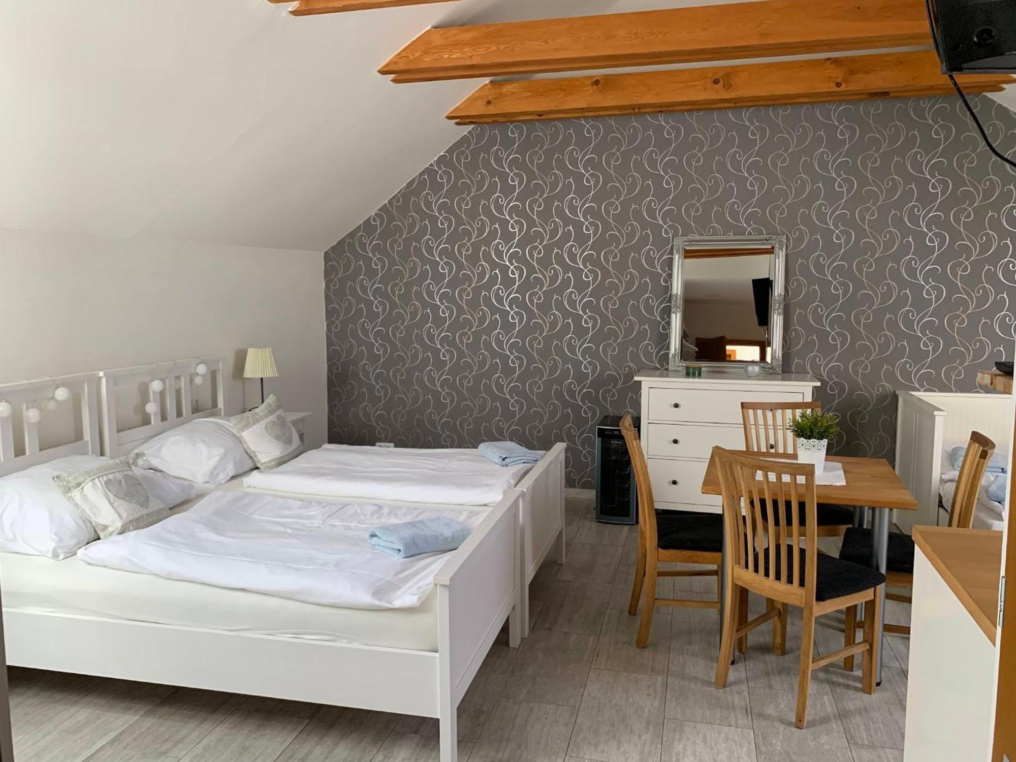 Apartmany U Orecha Boretice Bagian luar foto