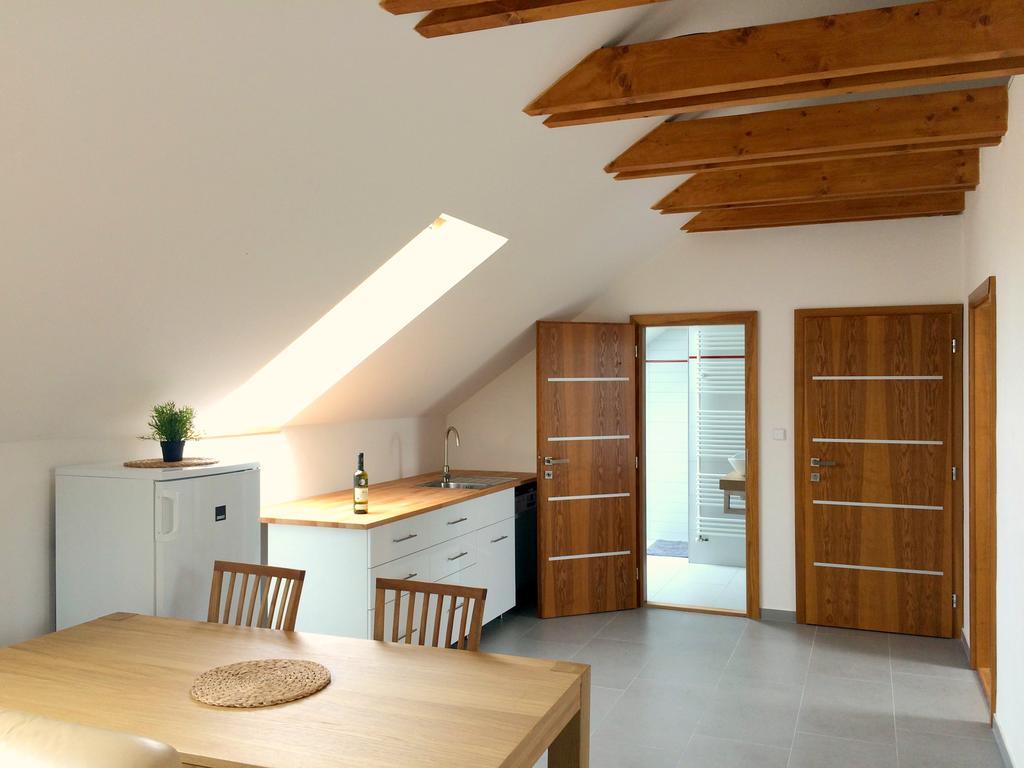 Apartmany U Orecha Boretice Bagian luar foto