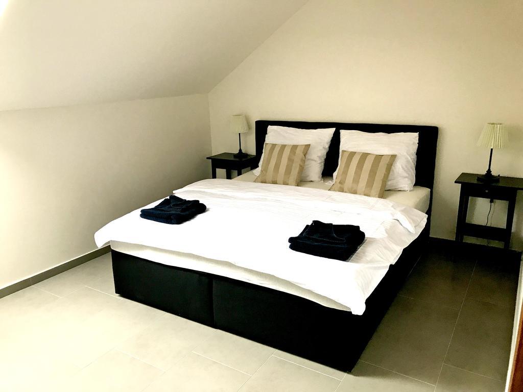 Apartmany U Orecha Boretice Bagian luar foto