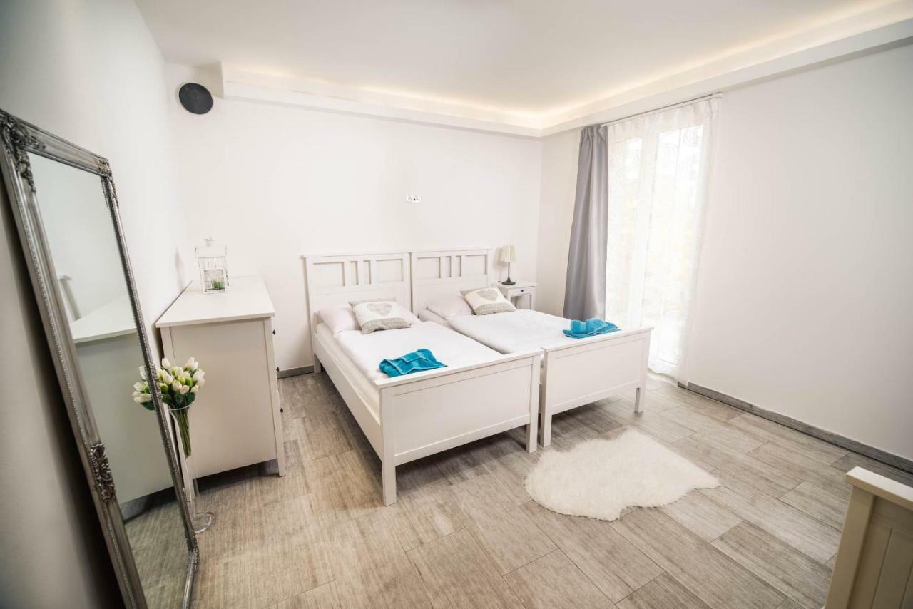 Apartmany U Orecha Boretice Bagian luar foto