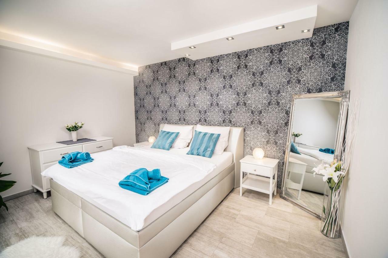 Apartmany U Orecha Boretice Bagian luar foto